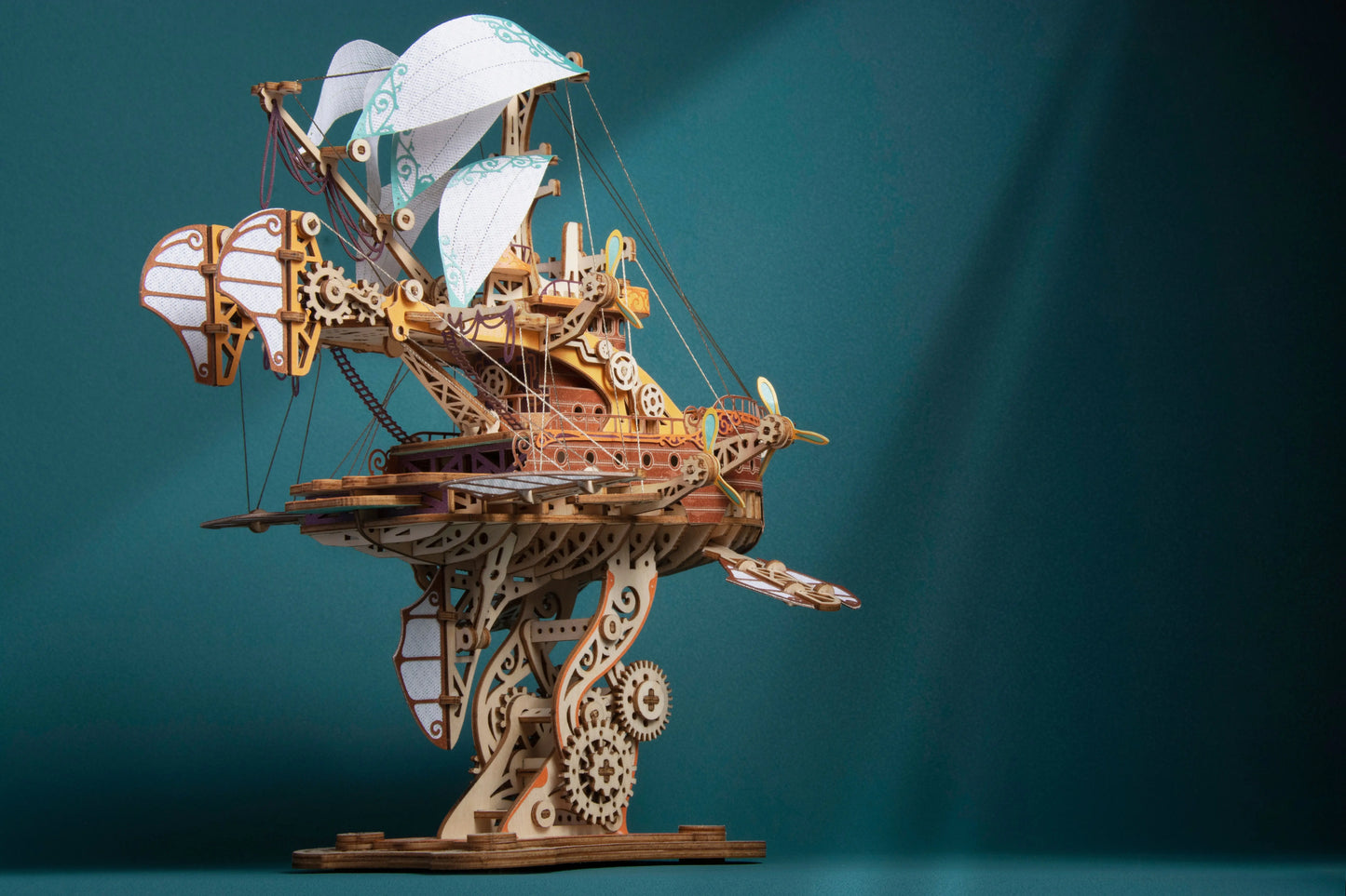 Victorian Airship MISS IRON