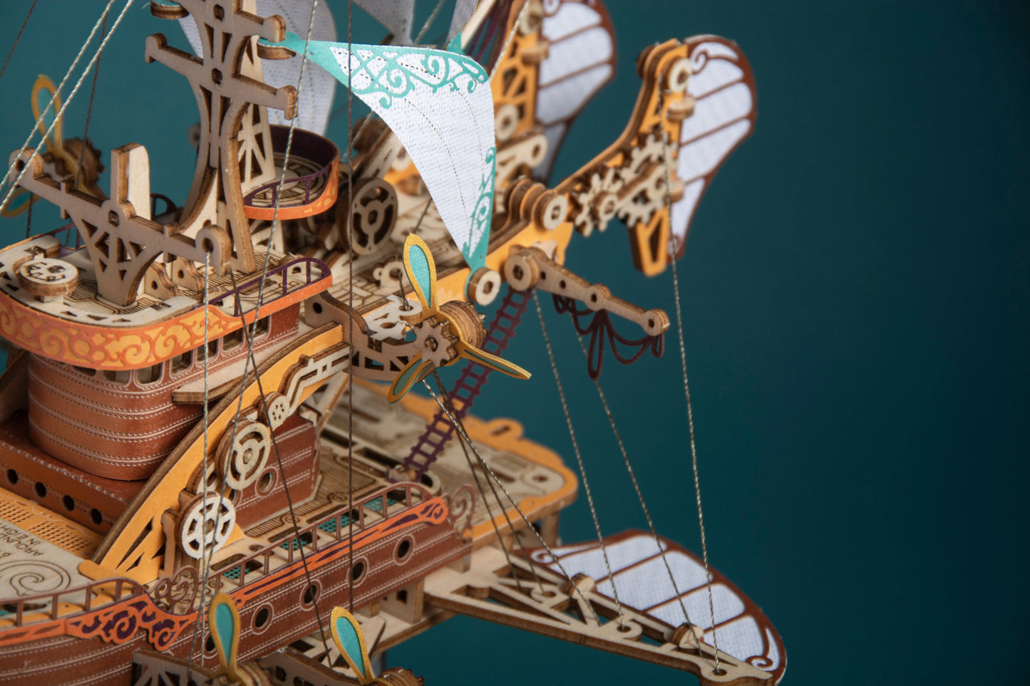 Victorian Airship MISS IRON