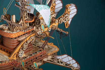 Victorian Airship MISS IRON