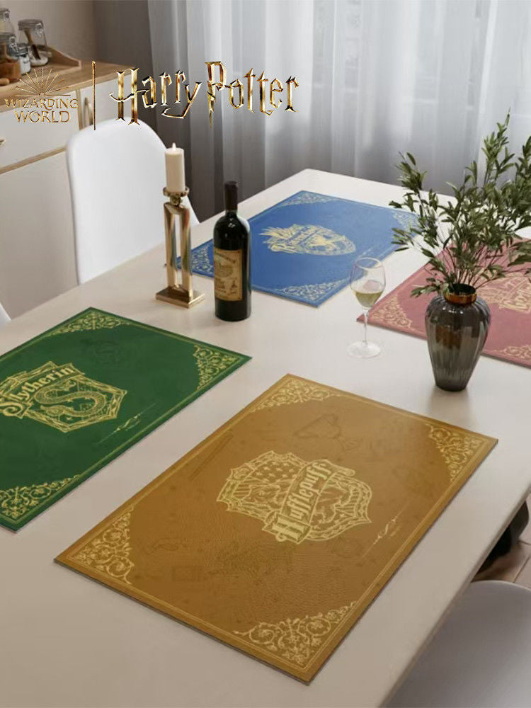 Harry Potter Placement Set of 4 (snake, lion, eagle, badger) 30*40cm