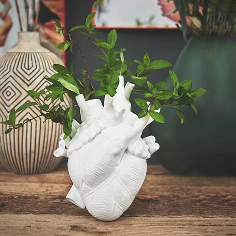 Heart - Shaped Ceramic Vase - MISSIRON