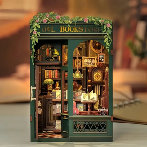 Owl Bookstore Book Nook MISS IRON