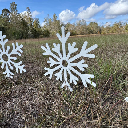 Snowflake Metal Yard Stakes, Winter Yard Decor Metal Signs - MISSIRON