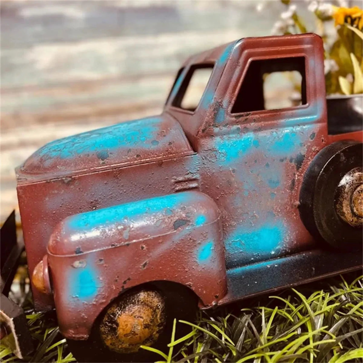 Vintage Truck Pot - MISSIRON